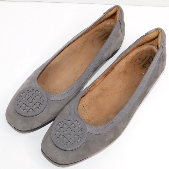 clarks flats grey